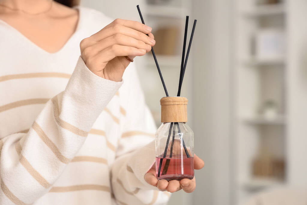 Destinations Reed Diffuser Fiber vs Rattan Diffuser Reeds: Which Scent Carrier Wins?
